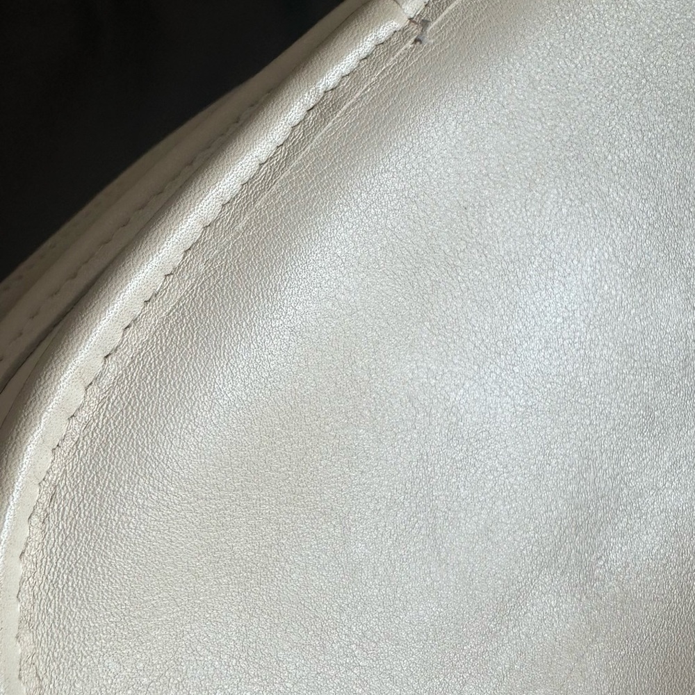 Vintage Coach Bone White Wendie Crossbody Bag 9031 - Picture 12 of 13